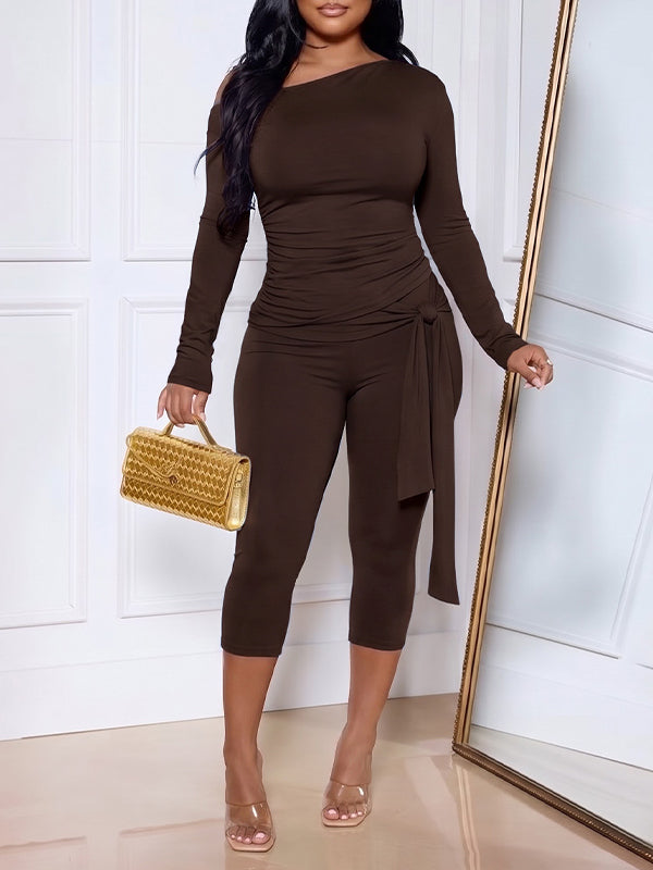 Boat-Neck Ruched Top & Tie Capri Pants Set