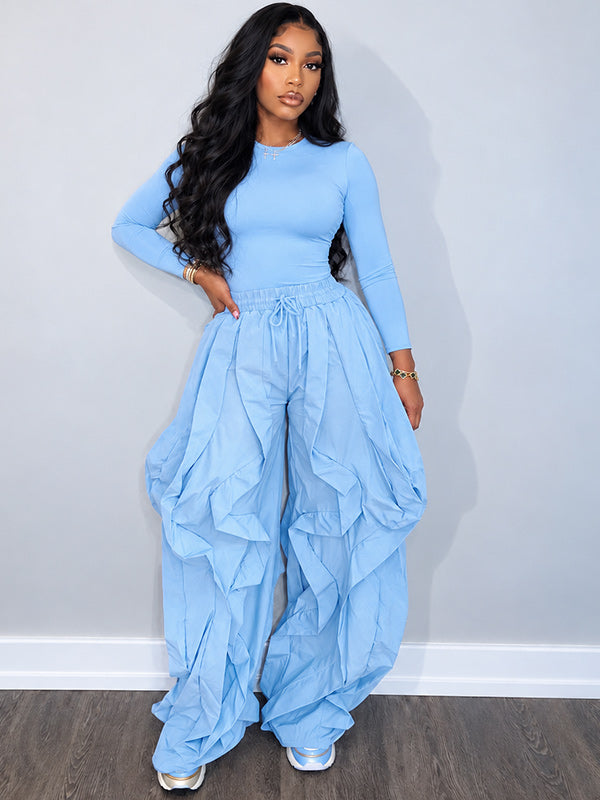 Solid Tee & Frilled Pants Set