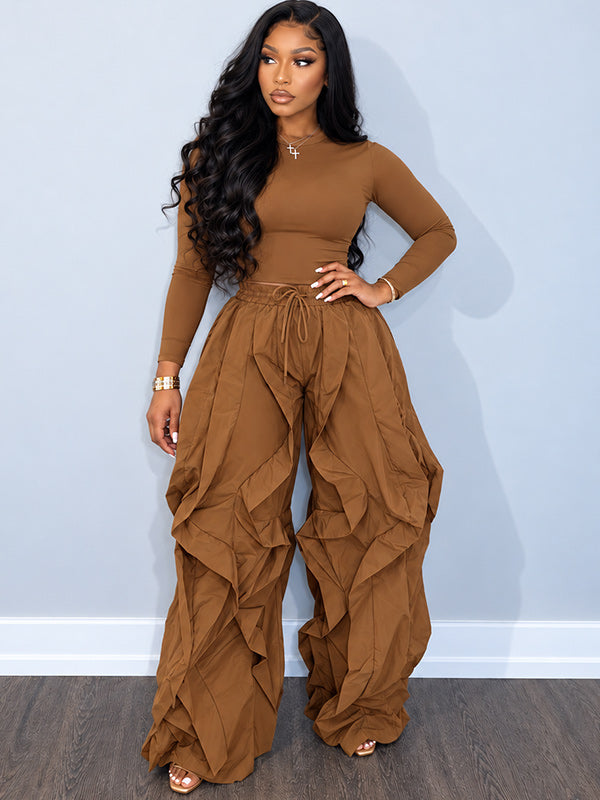 Solid Tee & Frilled Pants Set