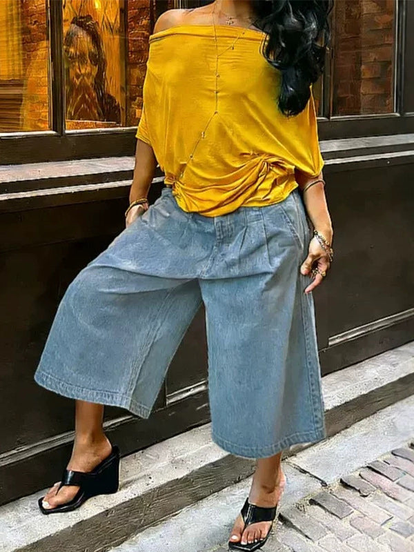 Wide-Leg Cropped Jeans