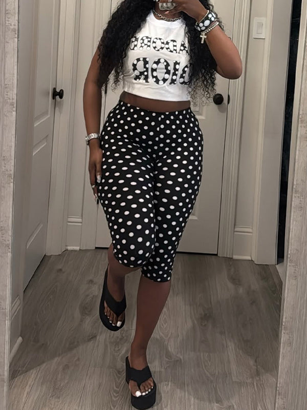 Printed Tank Top & Dot Capri Pants Set