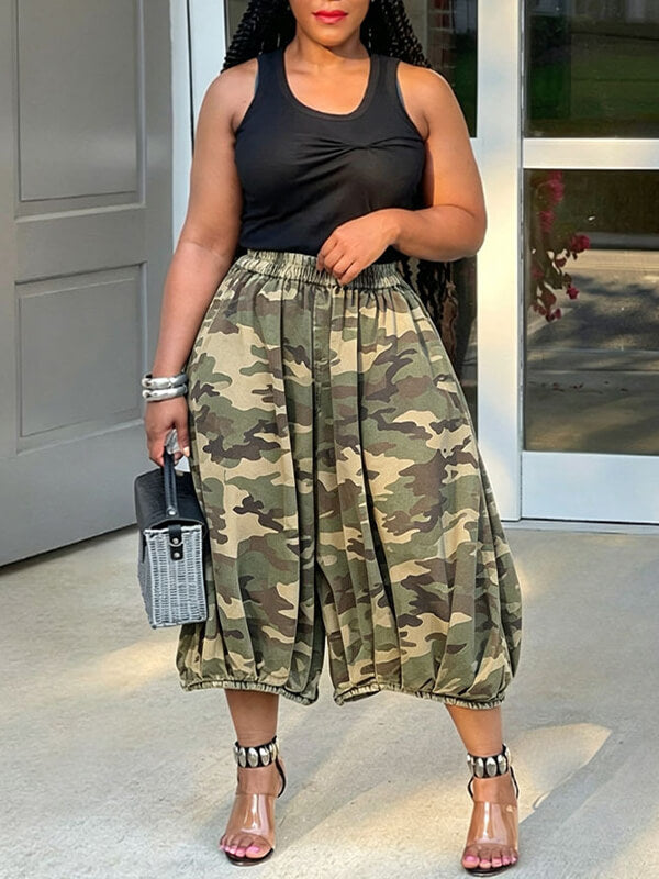 Camo Wide-Leg Capri Pants
