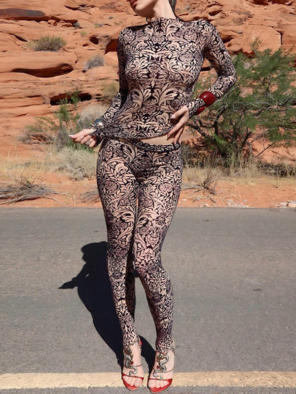 Printed Tee & Pants Set