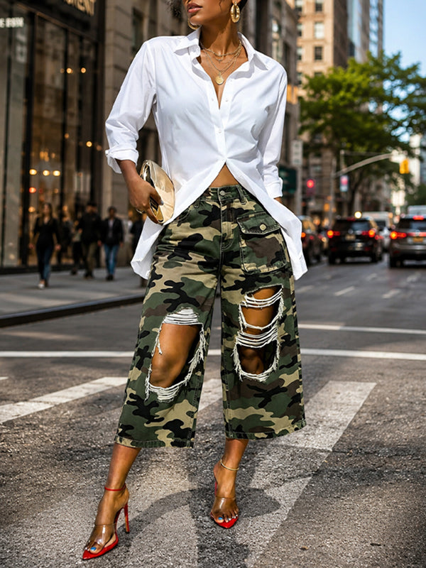 Camo Ripped Capri Pants