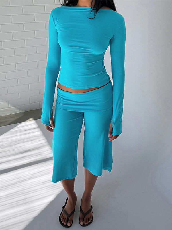 Solid Tee & Capri Pant Set
