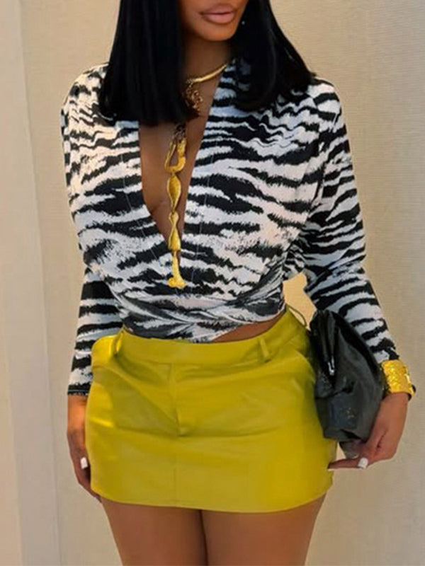 Printed Twisted V-Neck Top